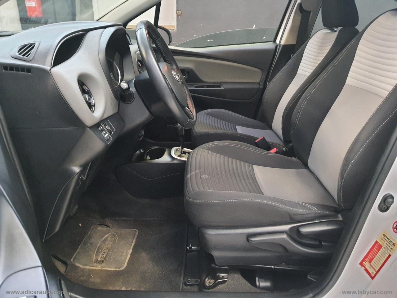 TOYOTA Yaris 1.5 Hybrid 5p.