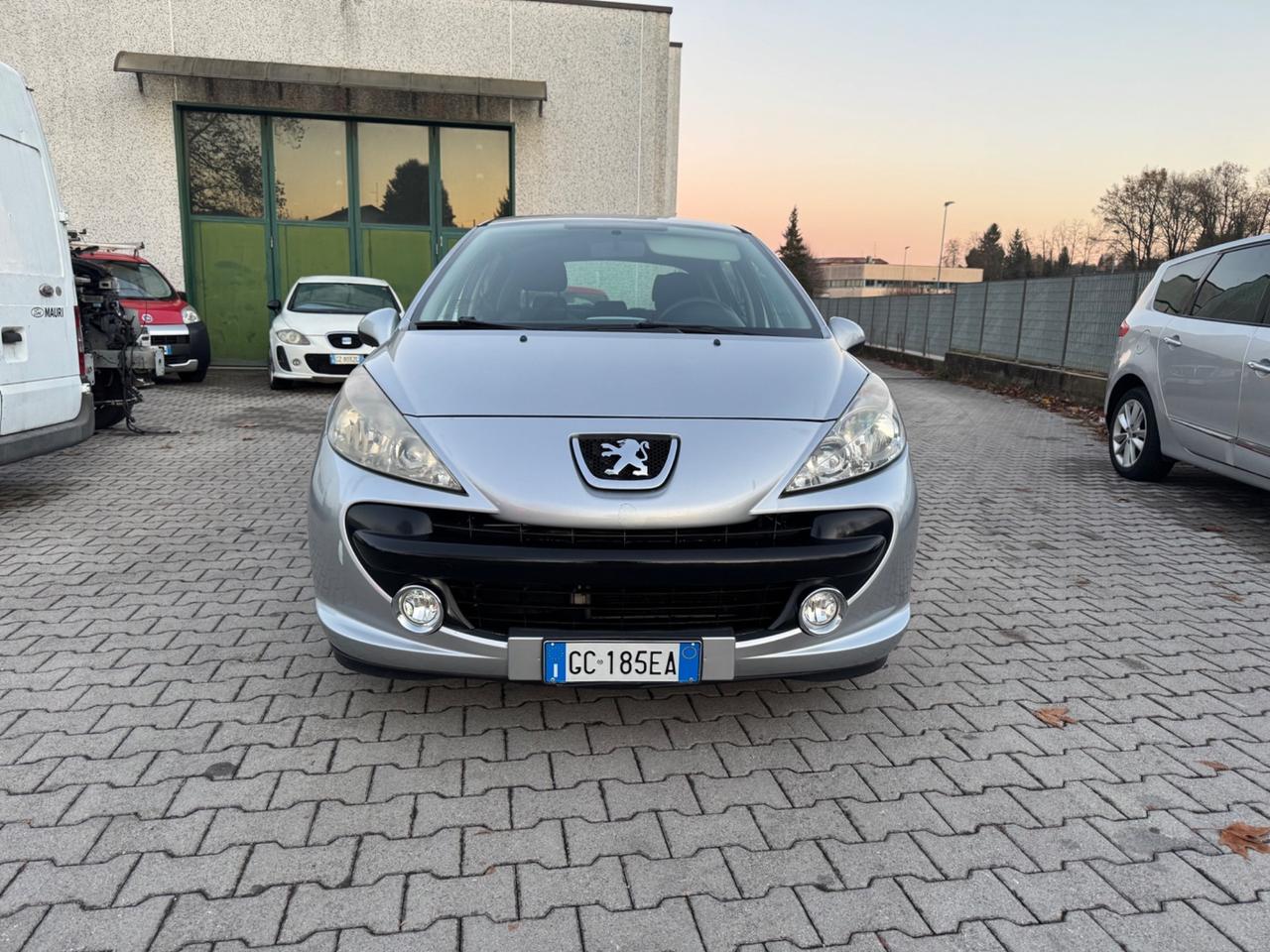 Peugeot 207 1.4 8V 75CV 5p. X Line ECO GPL