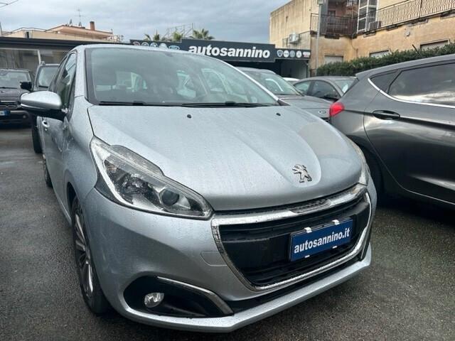 Peugeot 208 PureTech 82 5p. GPL Allure