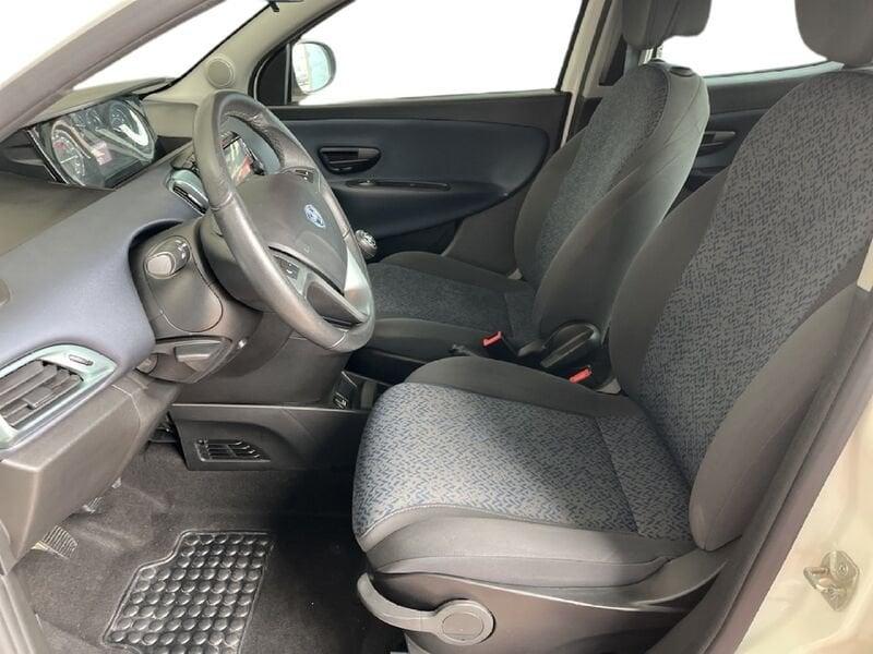 Lancia Ypsilon III 2021 1.0 firefly hybrid Gold Plus s&s 70cv 5p.ti