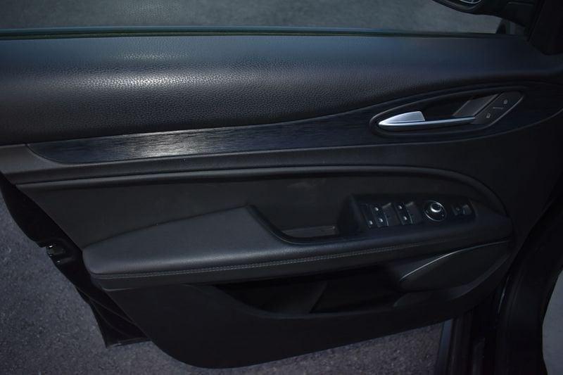 Alfa Romeo Stelvio 2.2 TD 160 CV Super Business AT8 RWD