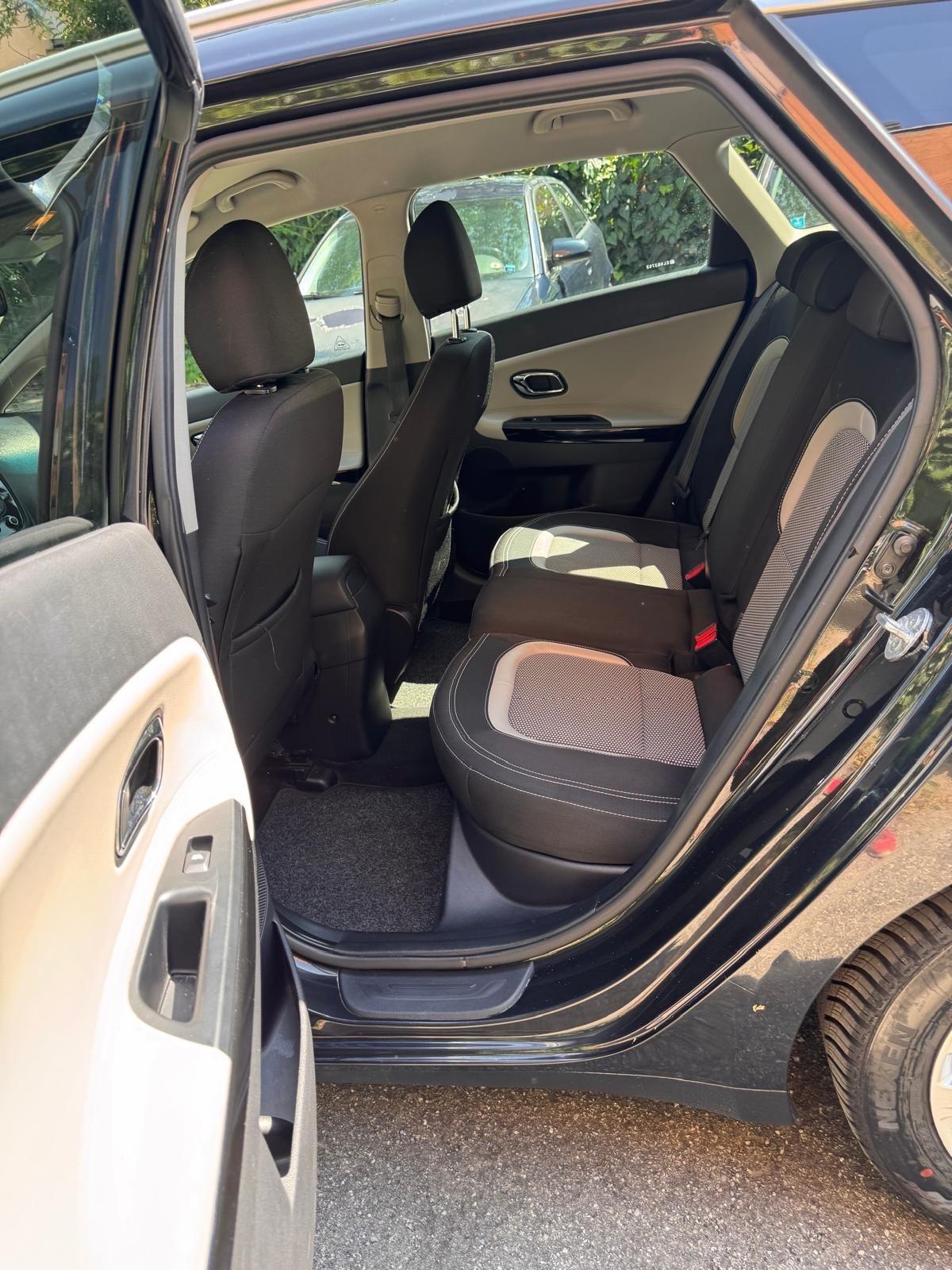 Kia Ceed cee'd 1.4 CRDi SW Cool