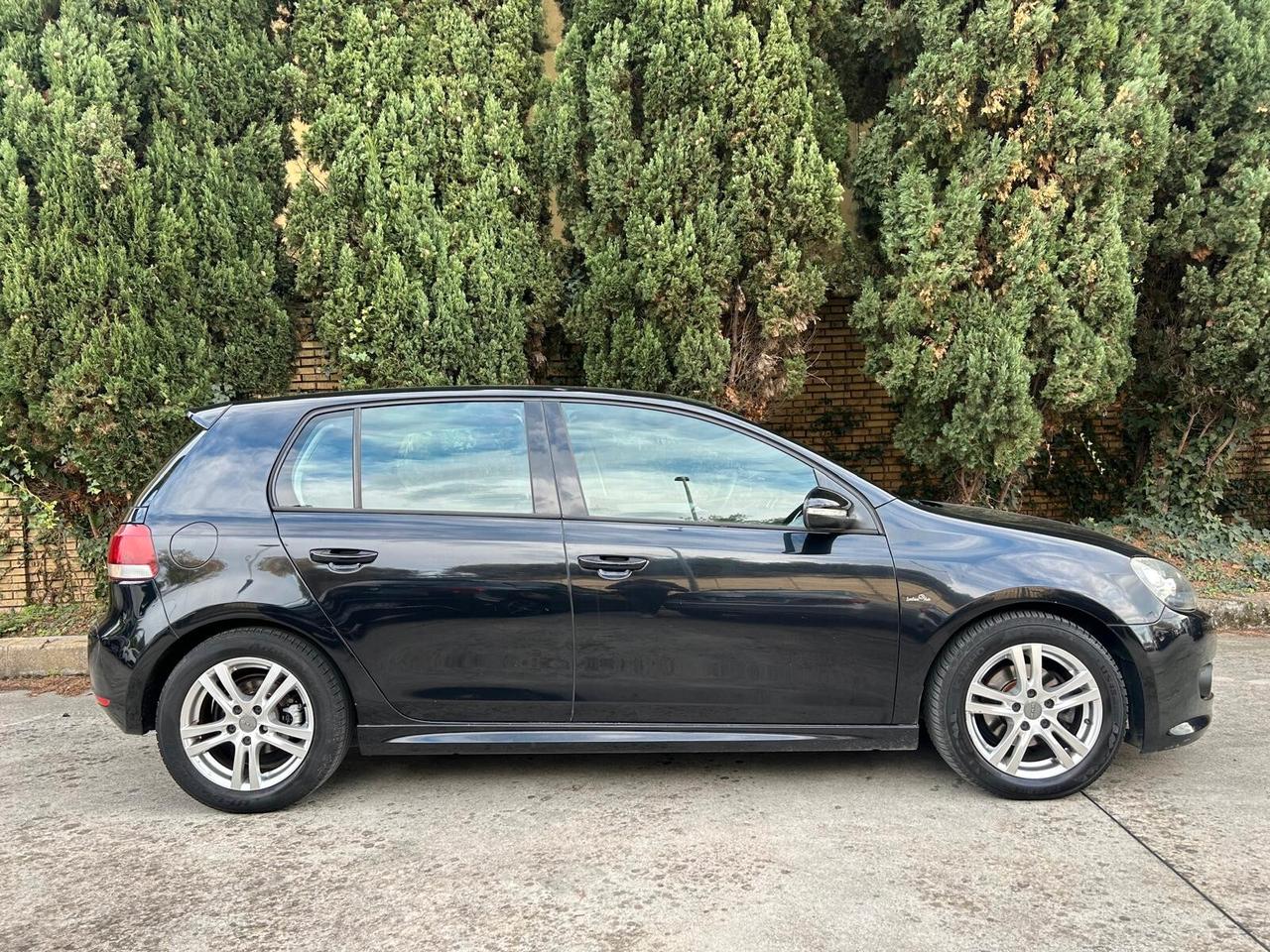 Volkswagen Golf 1.6 TDI DPF 5p. Sport Edition