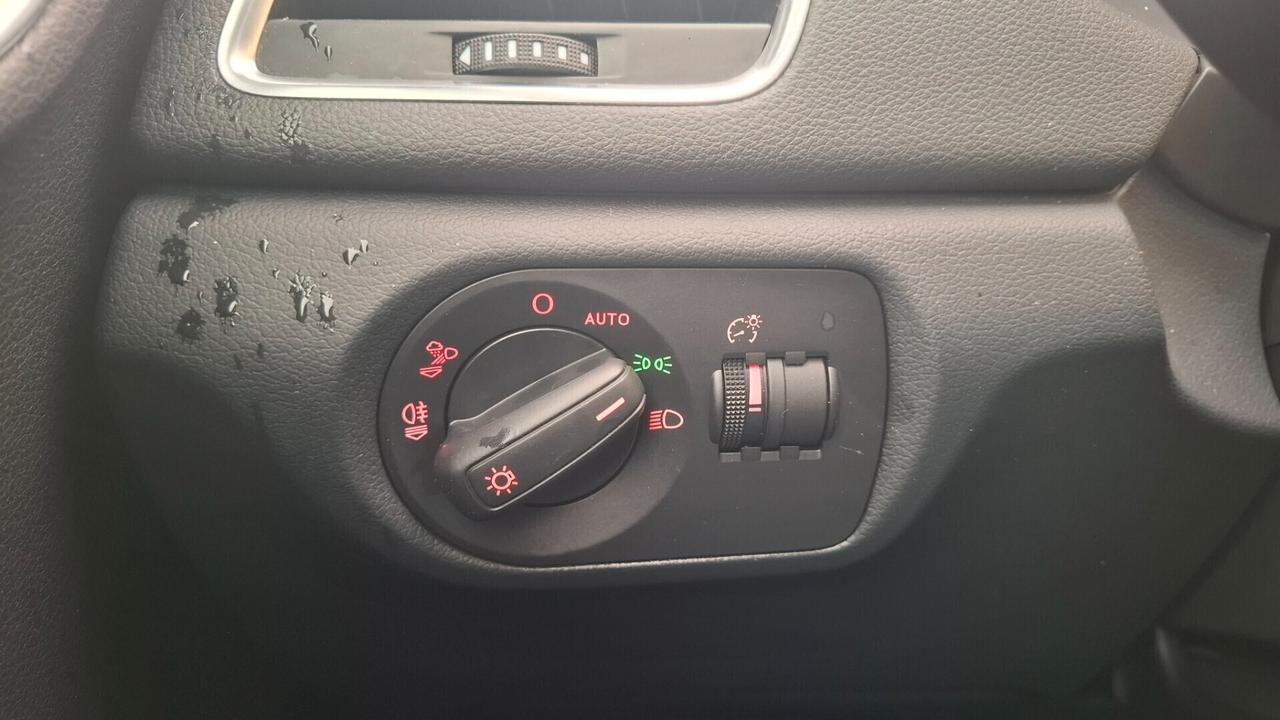 Q3 2.0 TDI 150 CV Business