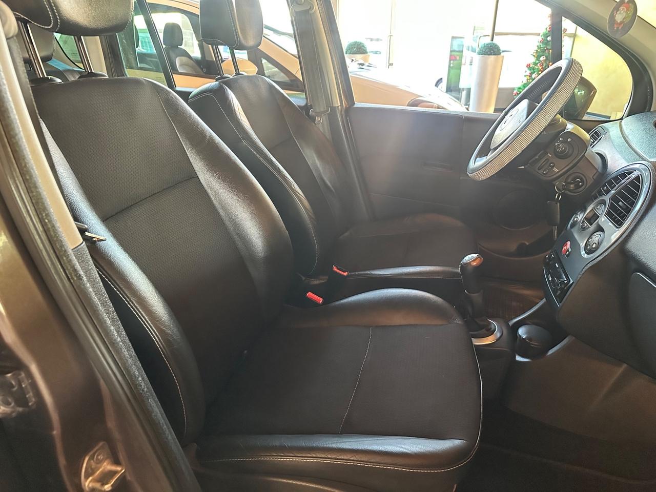 Renault Modus Grand 1.2 16V TCE Live