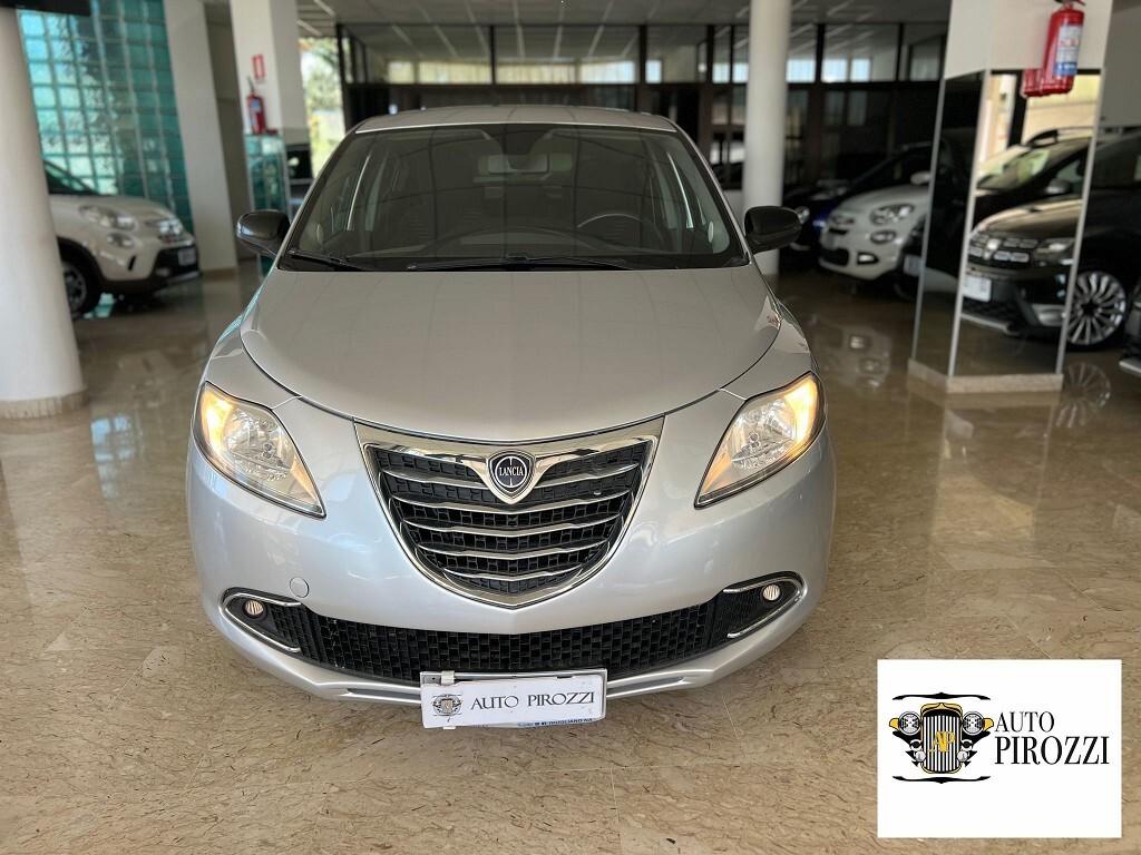 LANCIA YPSILON AUTOM 0.9 BENZ ANNO 2012 108000KM