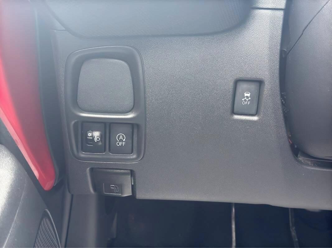 Citroen C1 1.0 vti Feel 72cv neopatentati Con CARPLAY