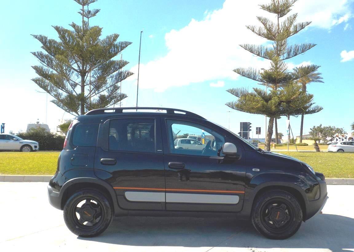 Fiat Panda Cross 1.0 FireFly S&S Hybrid