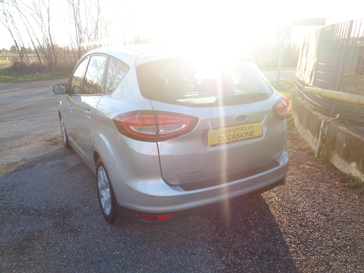 Ford C-Max 1.5 TDCi 95CV full da vetrina