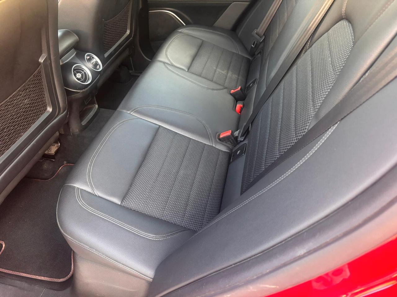 Alfa Romeo Stelvio 2.2 Turbodiesel 210 CV AT8 Q4