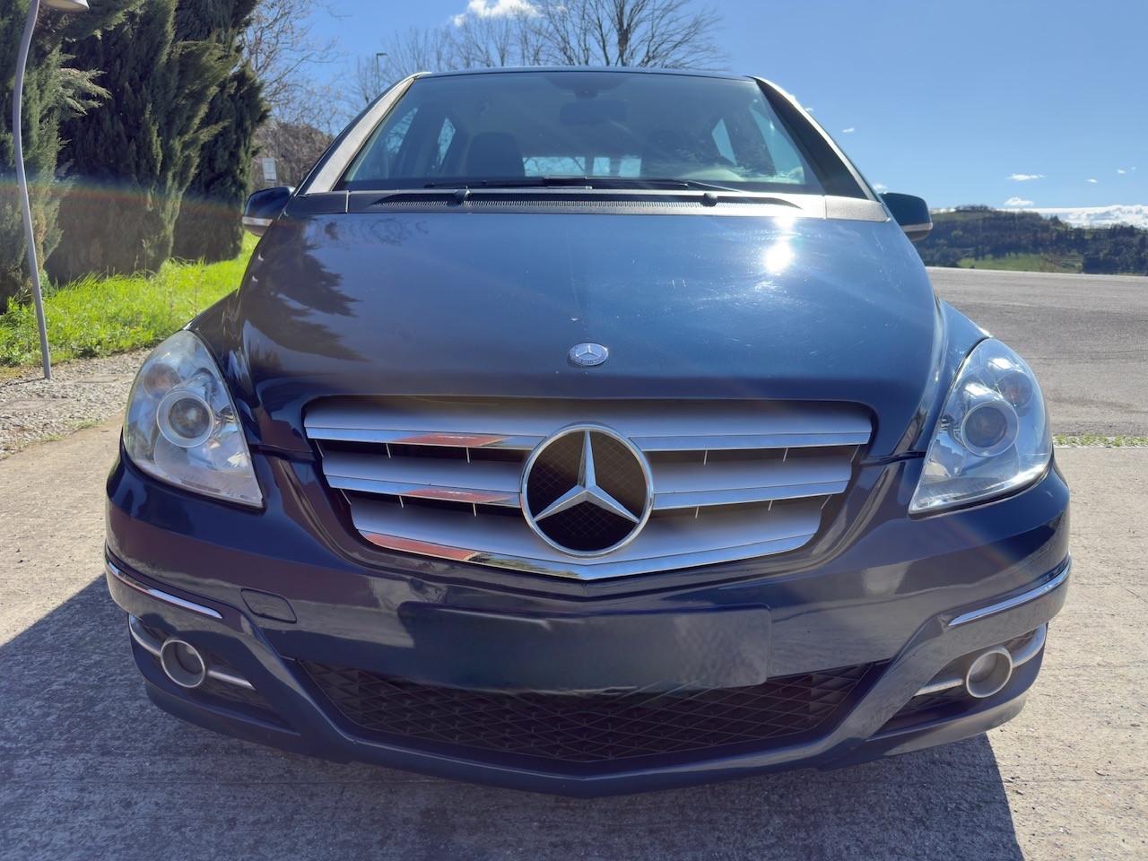 Mercedes-benz B 180 CDI BlueEFFICIENCY Premium
