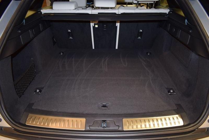 Land Rover Range Rover Velar Range Rover Velar 2.0D I4 204 CV R-Dynamic S IVA ESPOSTA