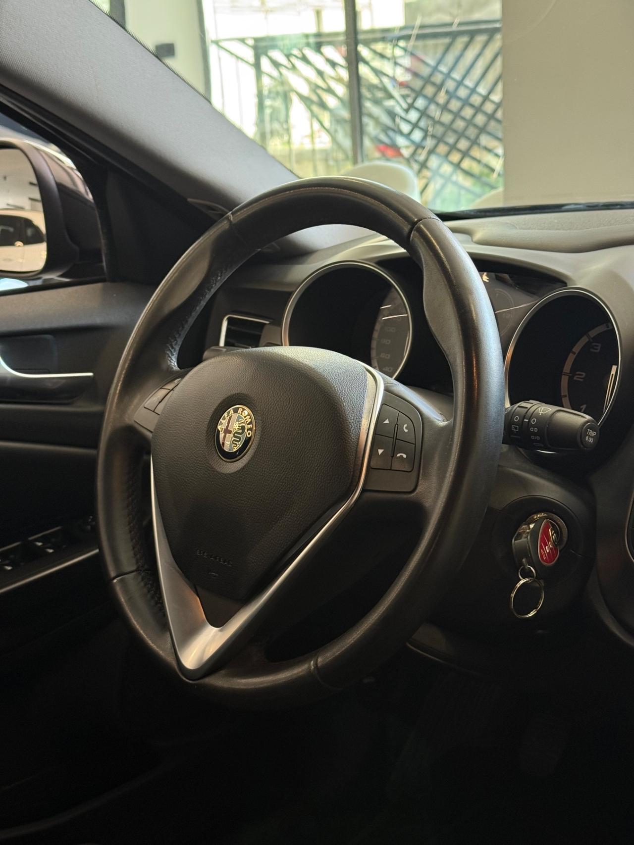 Alfa Romeo Giulietta 1.6 JTDm-2 120 CV Distinctive