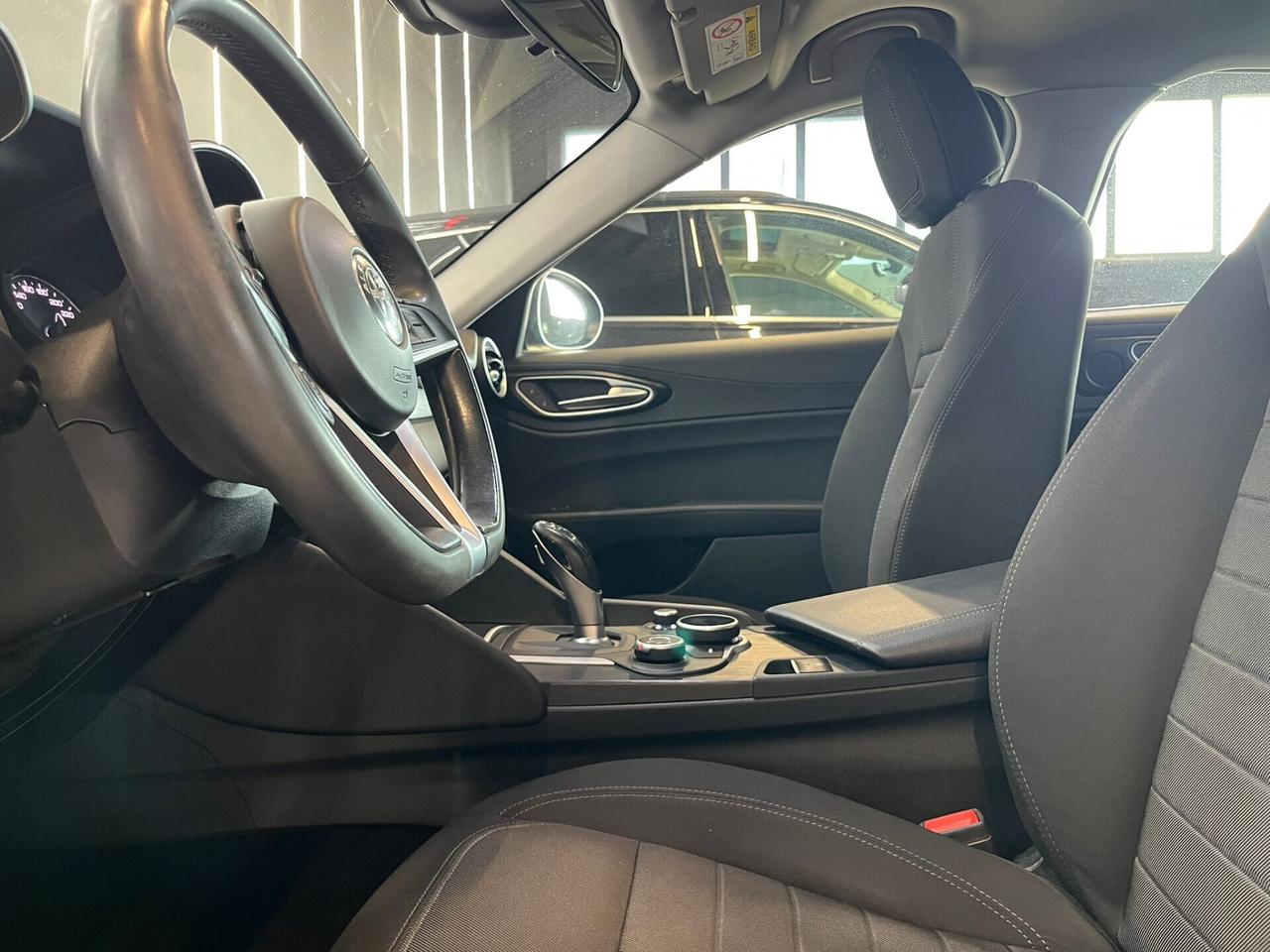 Alfa Romeo Giulia 2.2 Diesel Business Automatico OK NEOPATENTATI