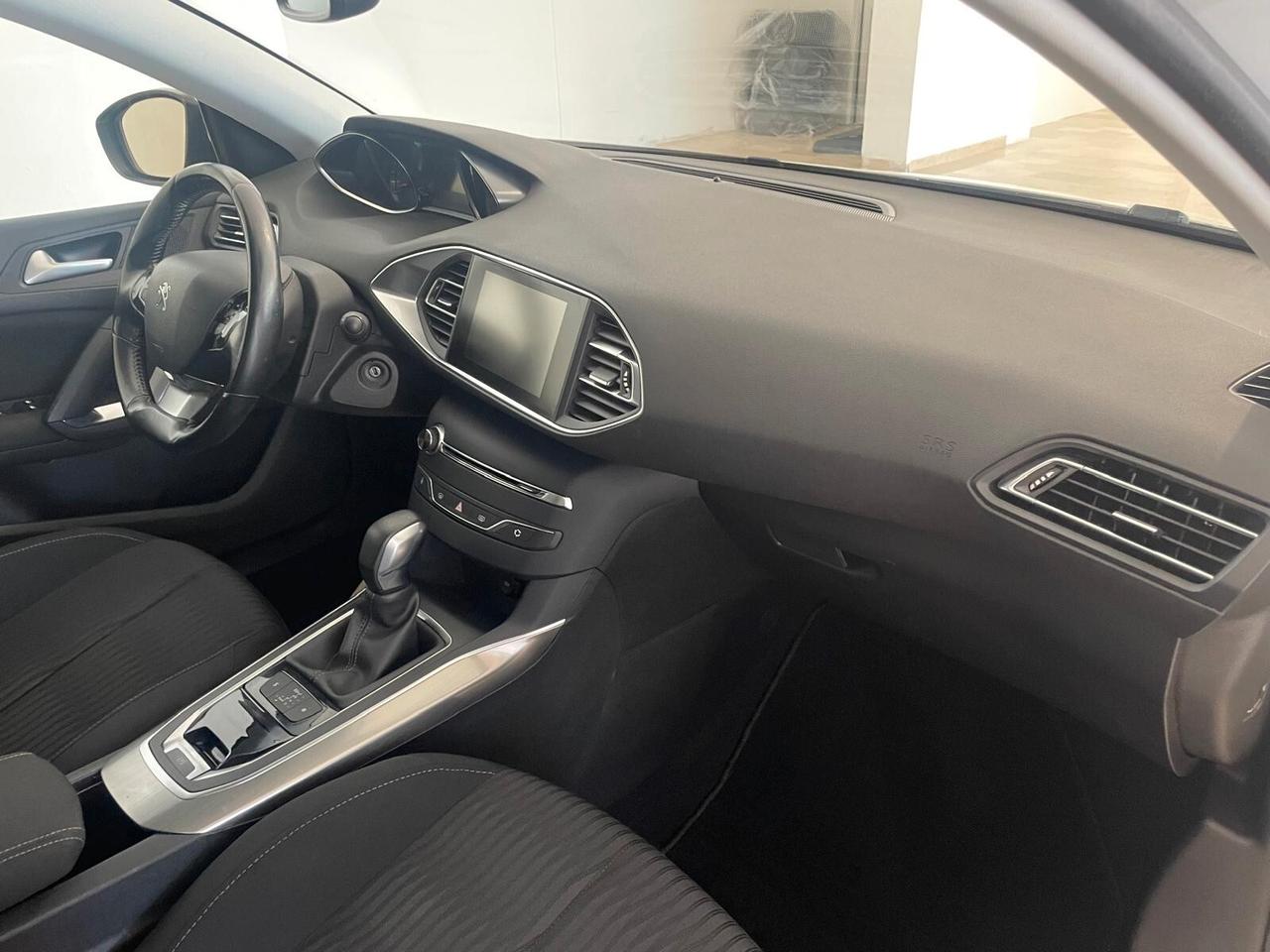 Peugeot 308 BlueHDi 120 S&S EAT6 SW Allure