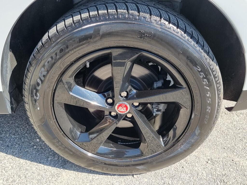 Jaguar F-Pace 2.0 D 180CV CON GARANZIA