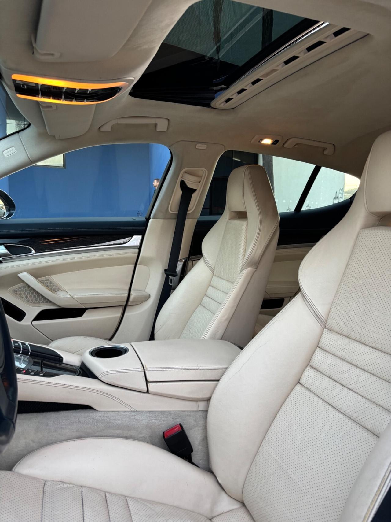 Porsche Panamera 4.8 TURBO S V8 500CV