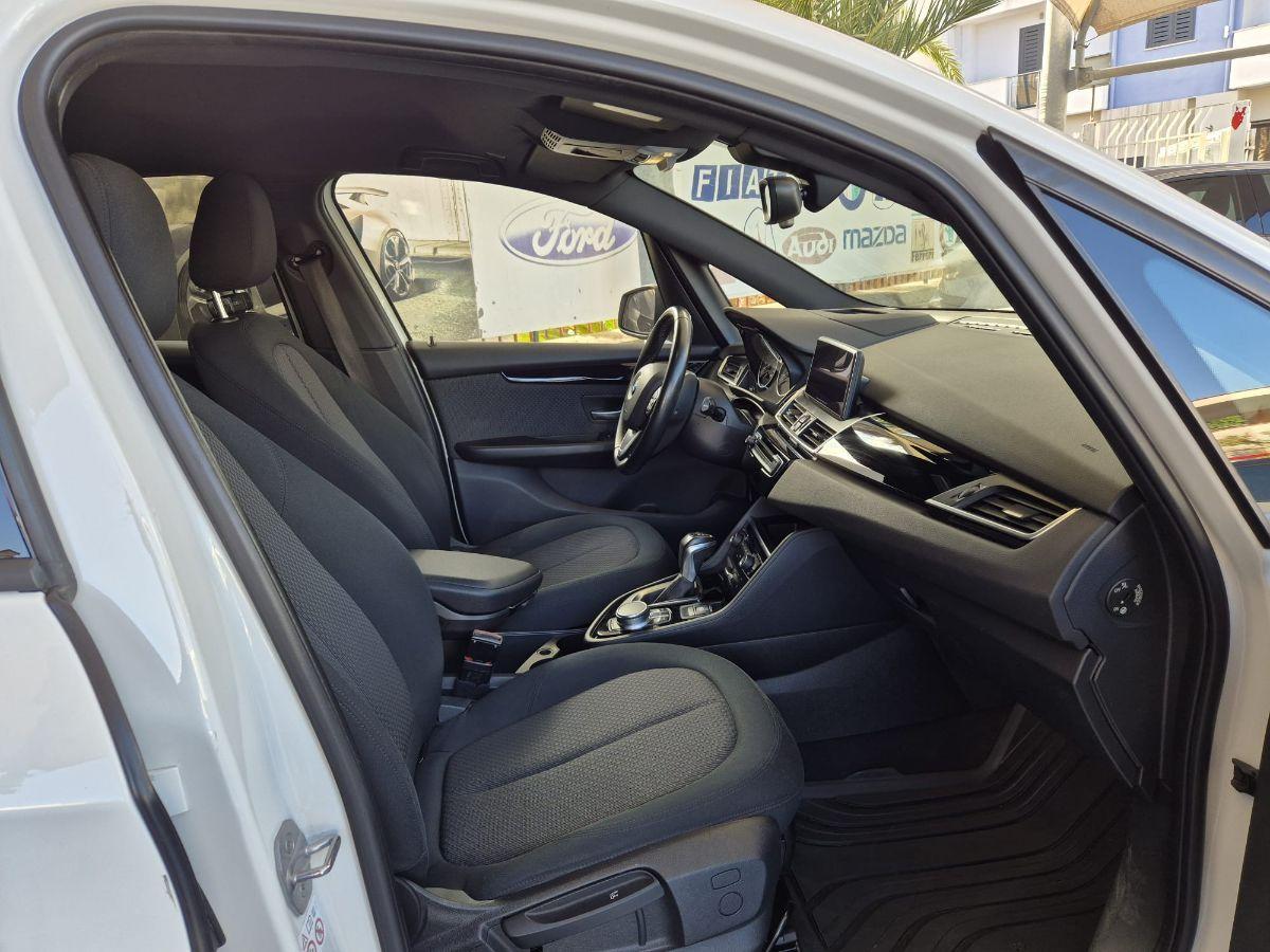 BMW - Active Tourer - 216d Luxury