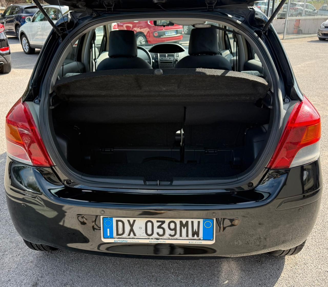Toyota Yaris 1.4 D-4D DPF 5 porte Sol