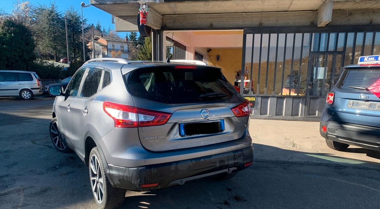 Nissan Qashqai 4x4 tdi tekna ful optional-100000 km unico proprietario-tagliandata- tetto pelle 8 cerchi lega