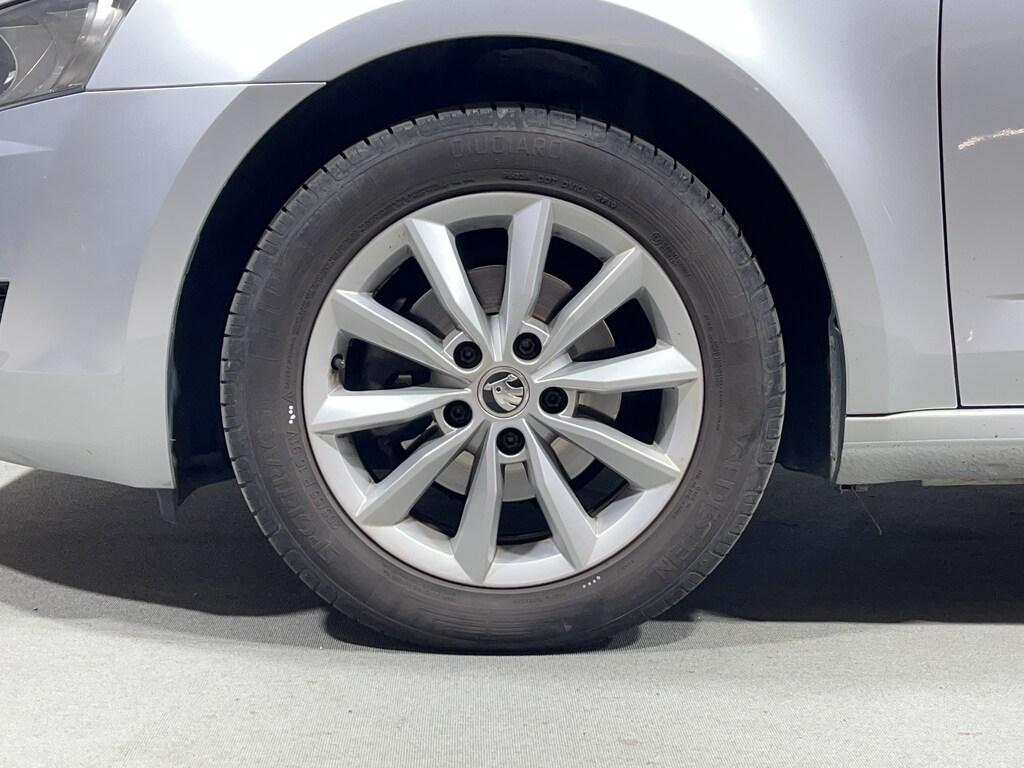 Skoda Octavia 1.6 tdi CR Ambition 105cv