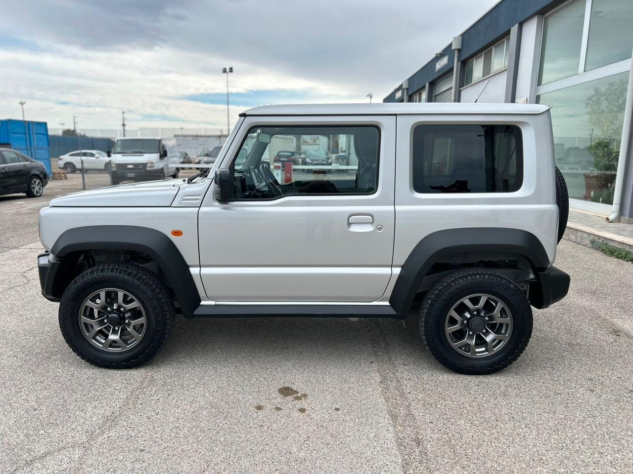 Suzuki Jimny 1.5 5MT Top ALL GRIP 4 POSTI NO AUTOCARRO