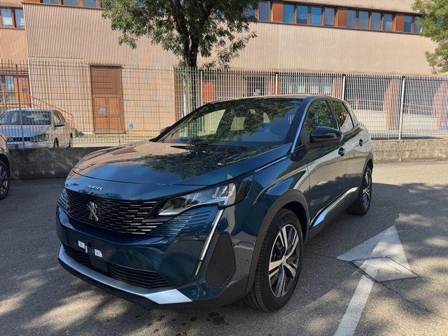 PEUGEOT 3008 PureTech Turbo 130CV Allure Pack KM. 23.200