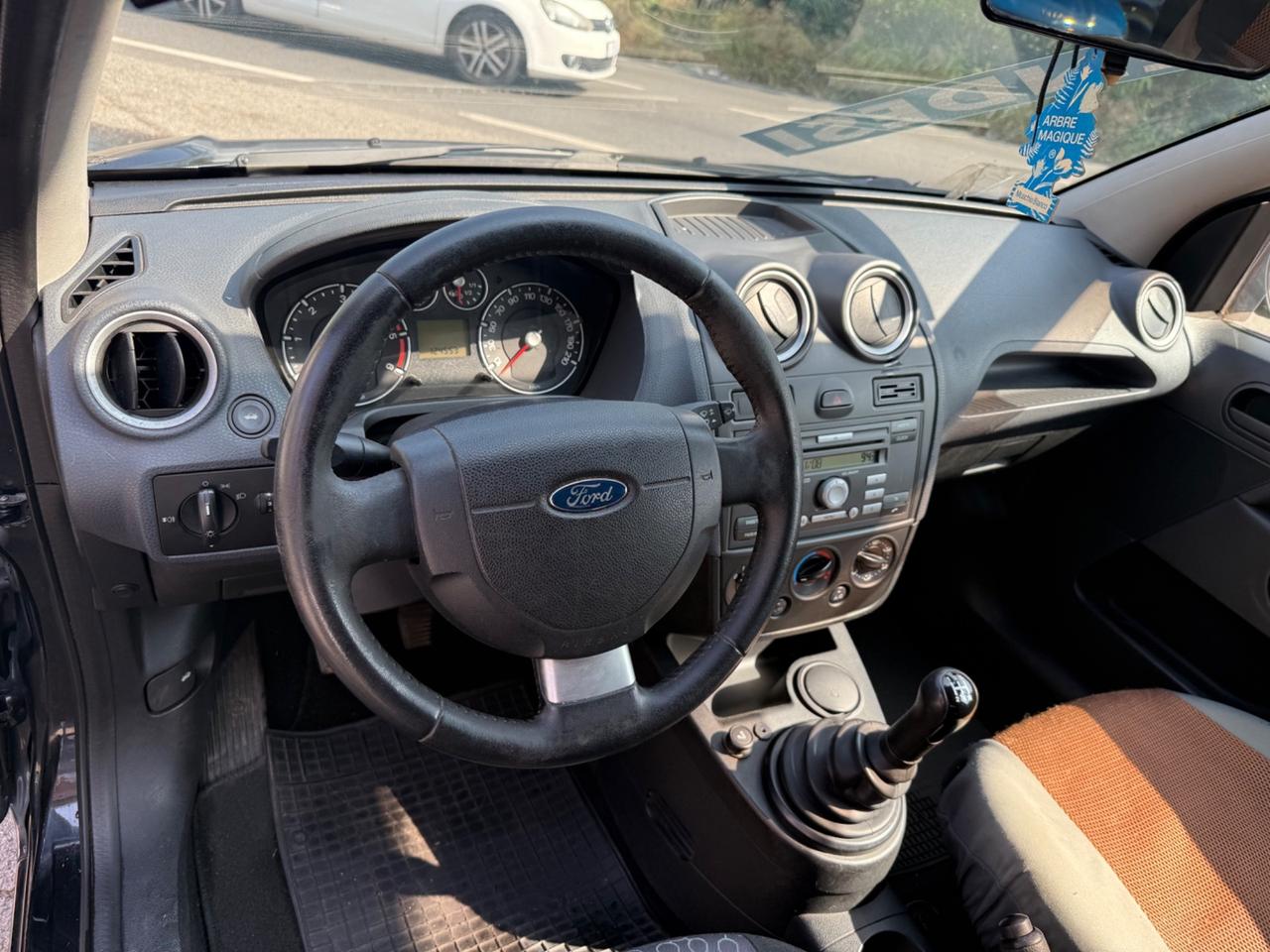 Ford Fiesta 1.6 TDCi 3p. Titanium