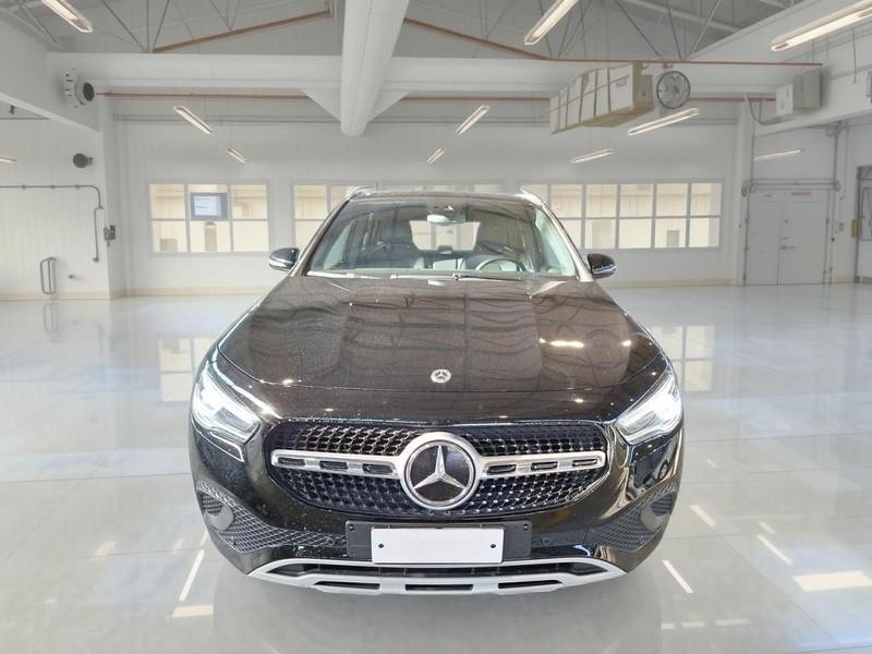 MERCEDES-BENZ GLA 250 e Plug-in hybrid Auto Business Extra