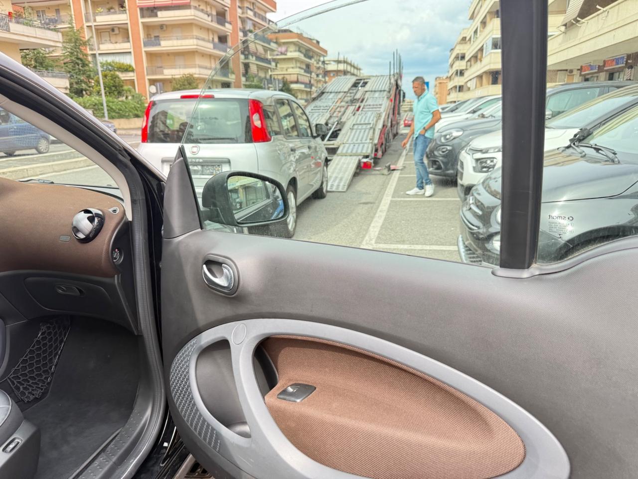 Smart ForTwo 70 1.0 twinamic Perfect pelle PDC panorama sedili riscaldati cerchi 16 bluetooth