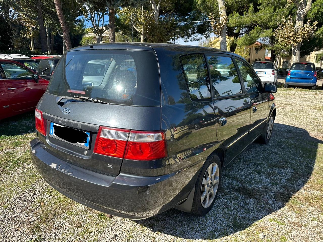 Kia Carens 1.6 16V Family GPL
