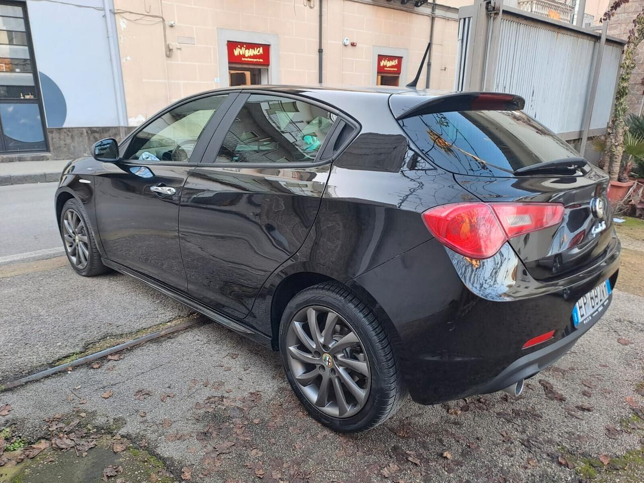 Alfa Giulietta 1.6 JTD Veloce 105 cv