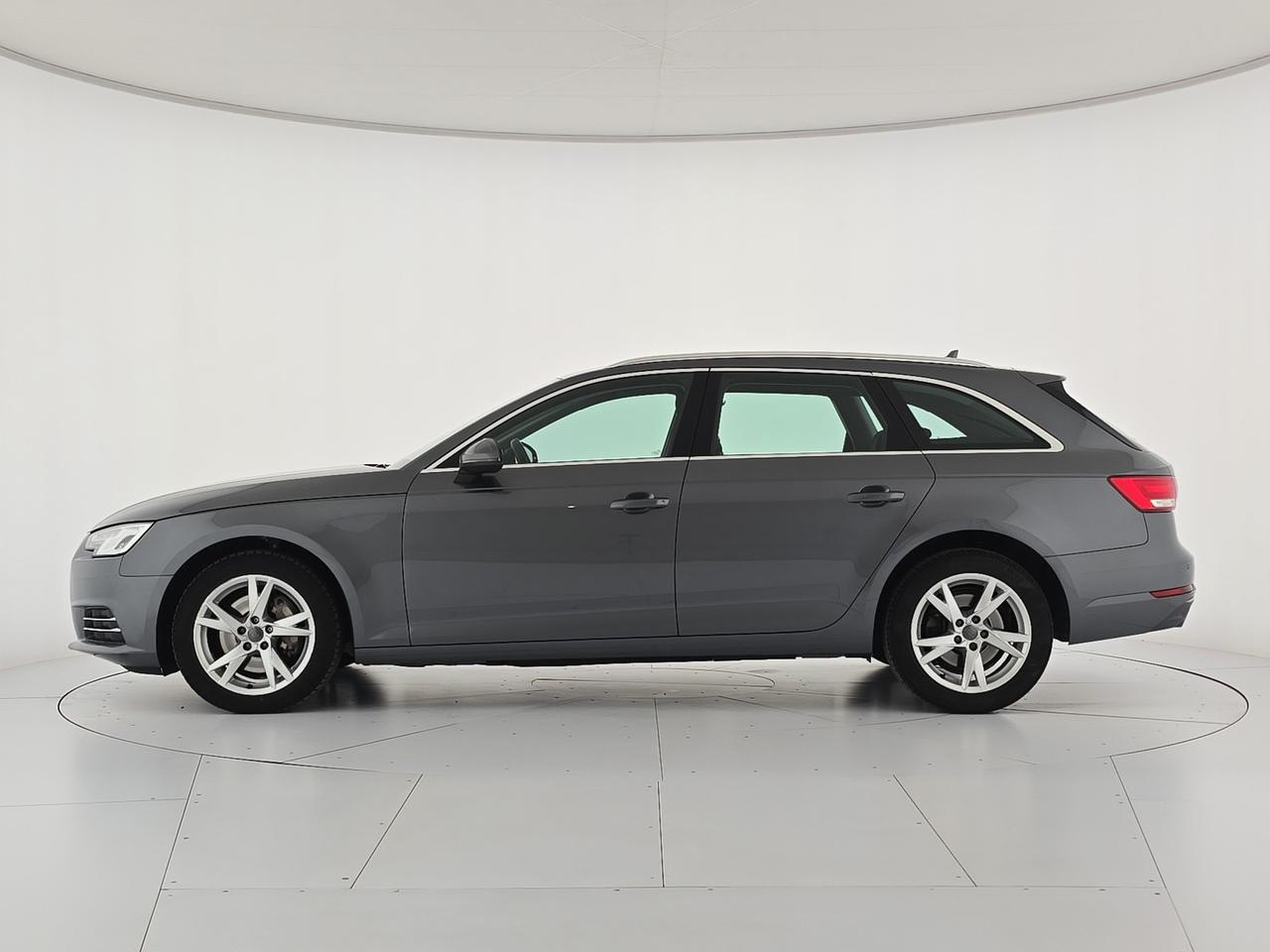 Audi A4 avant 40 2.0 tdi sport 190cv s-tronic