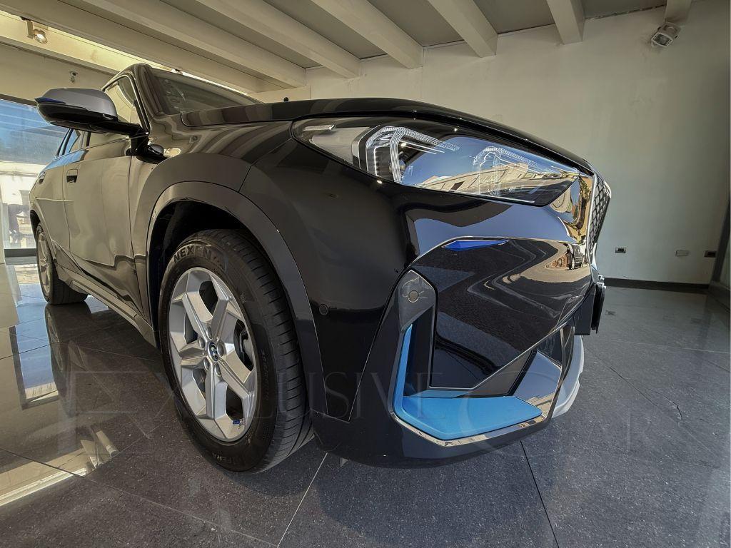 BMW - iX1 - xDrive 20 xLine