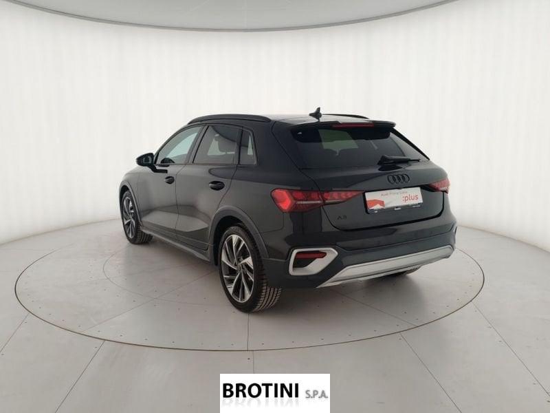 Audi A3 Sportback TFSI quattro 150 kW S tr Bus Adv. Allstreet