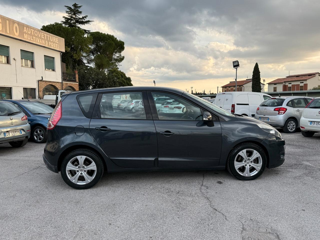 Renault Scenic Scénic X-Mod 1.5 dCi 110CV Attractive