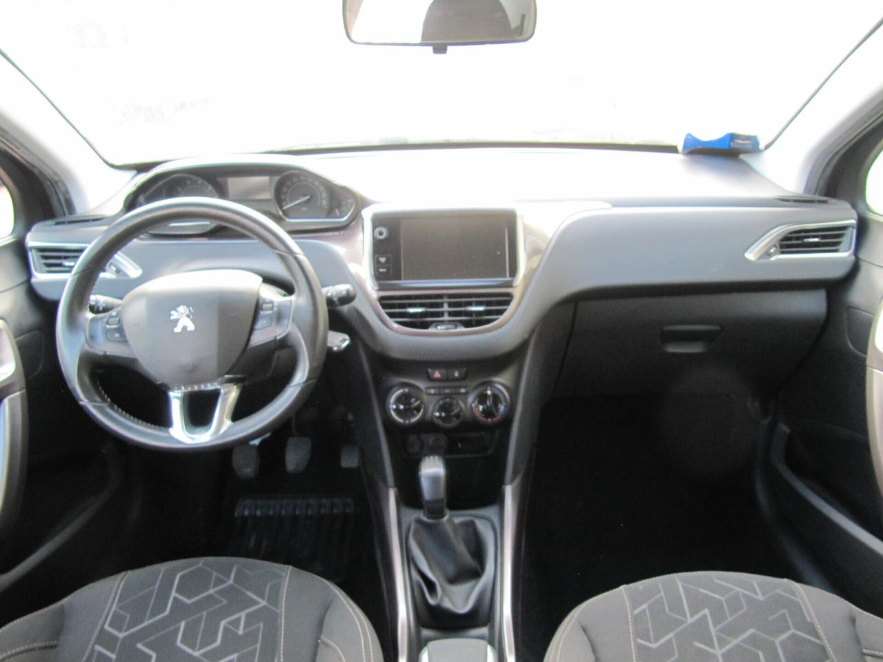 Peugeot 2008 1.2 VTi 82CV Active - BENZINA