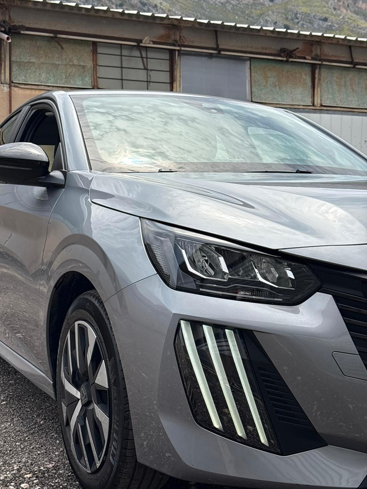 Peugeot 208 PureTech 100 Stop&Start 5 porte Allure