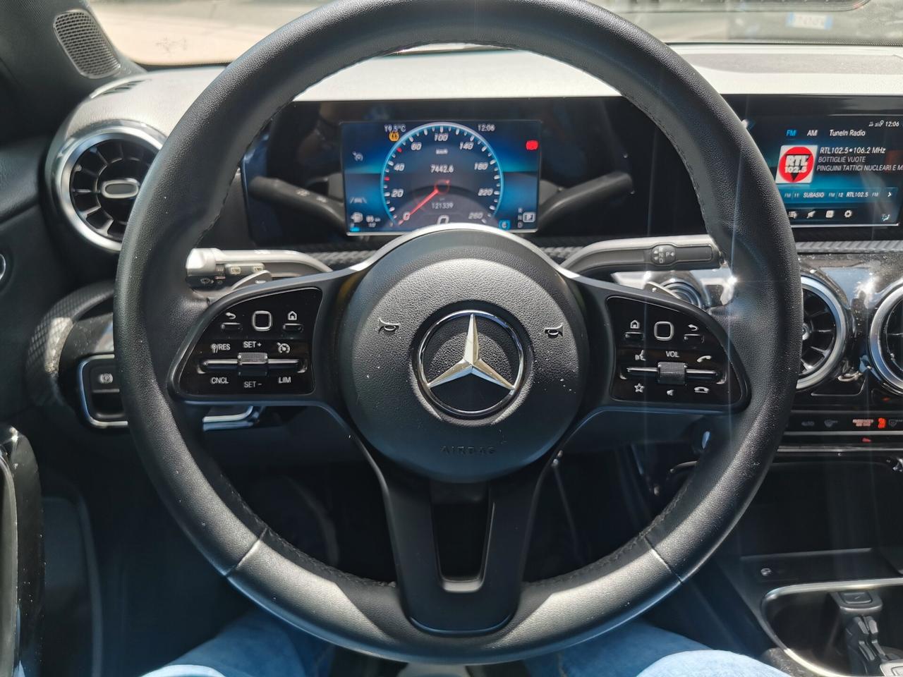 Mercedes-benz A 200 A 200 d 150cv Aut. Executive