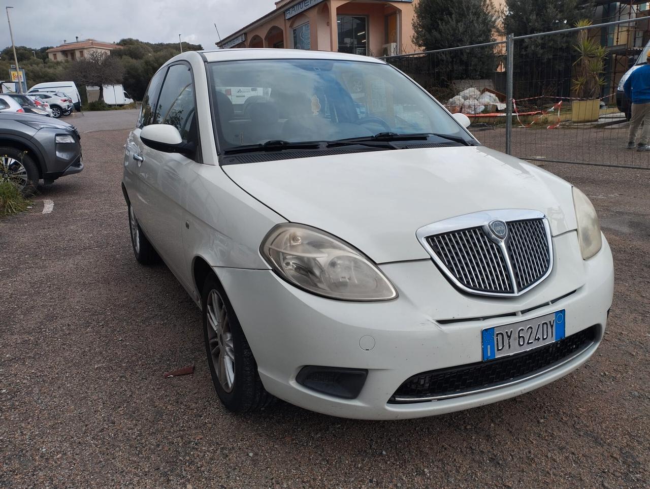 Lancia Ypsilon 1.4 Platino Ecochic GPL