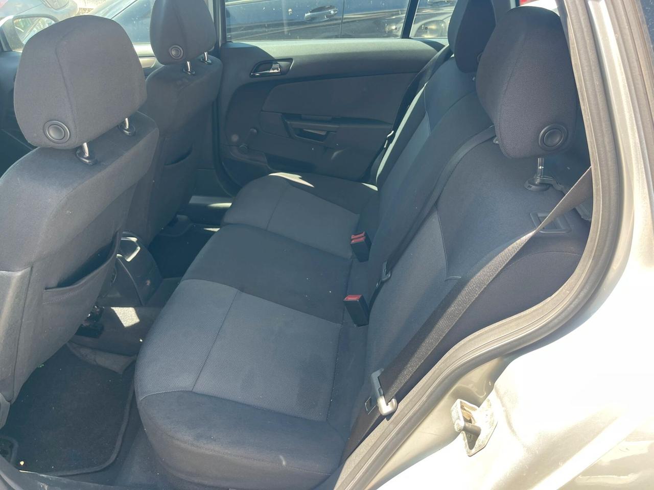 Opel Astra 1.6 T 16V 5 porte Cosmo