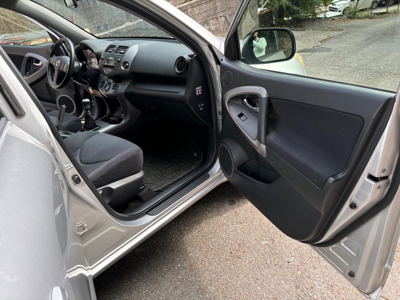 Toyota RAV 4 RAV4 2.0 aut. Luxury