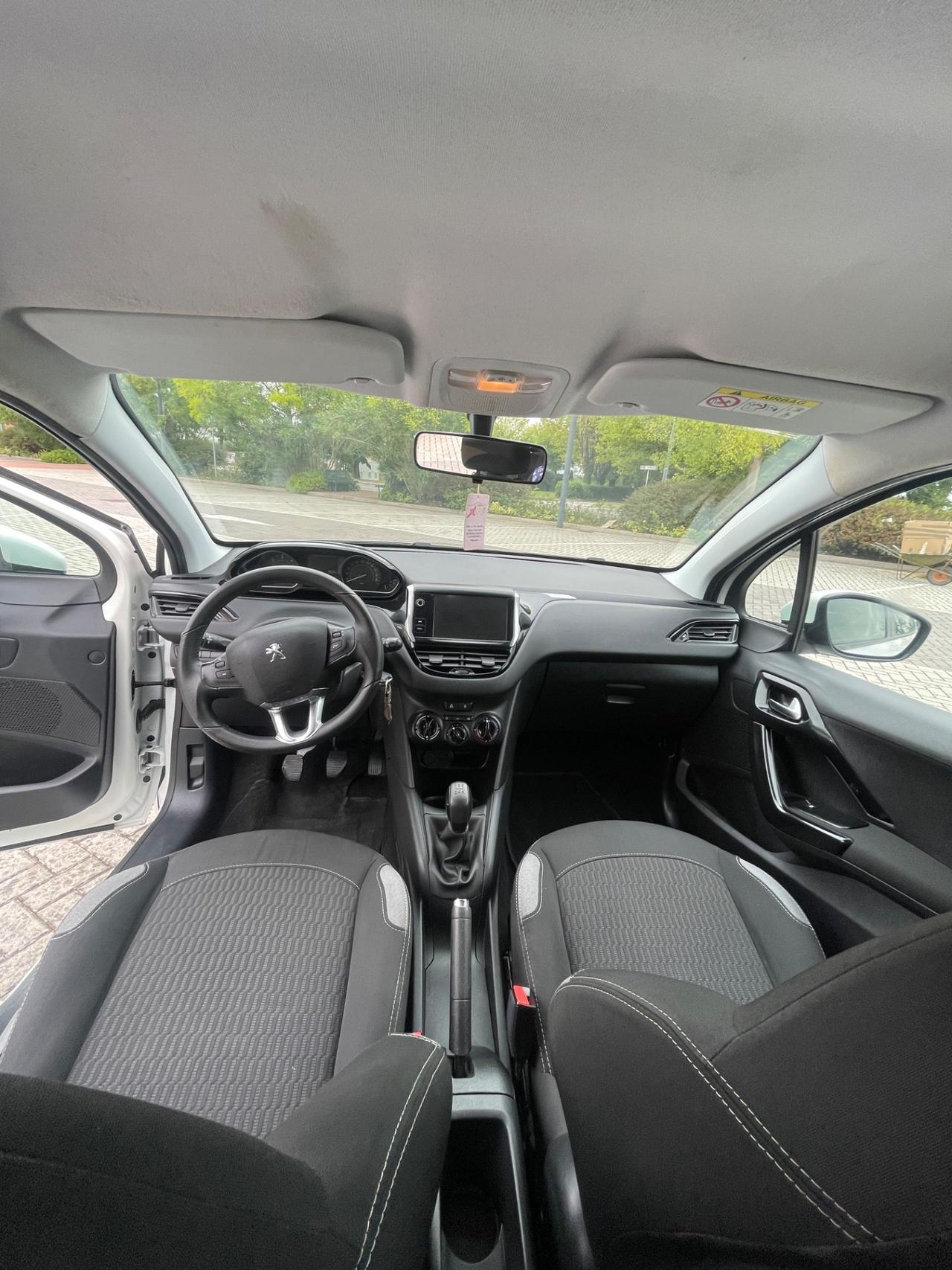 Peugeot 208 BlueHDi 75 5 porte Allure