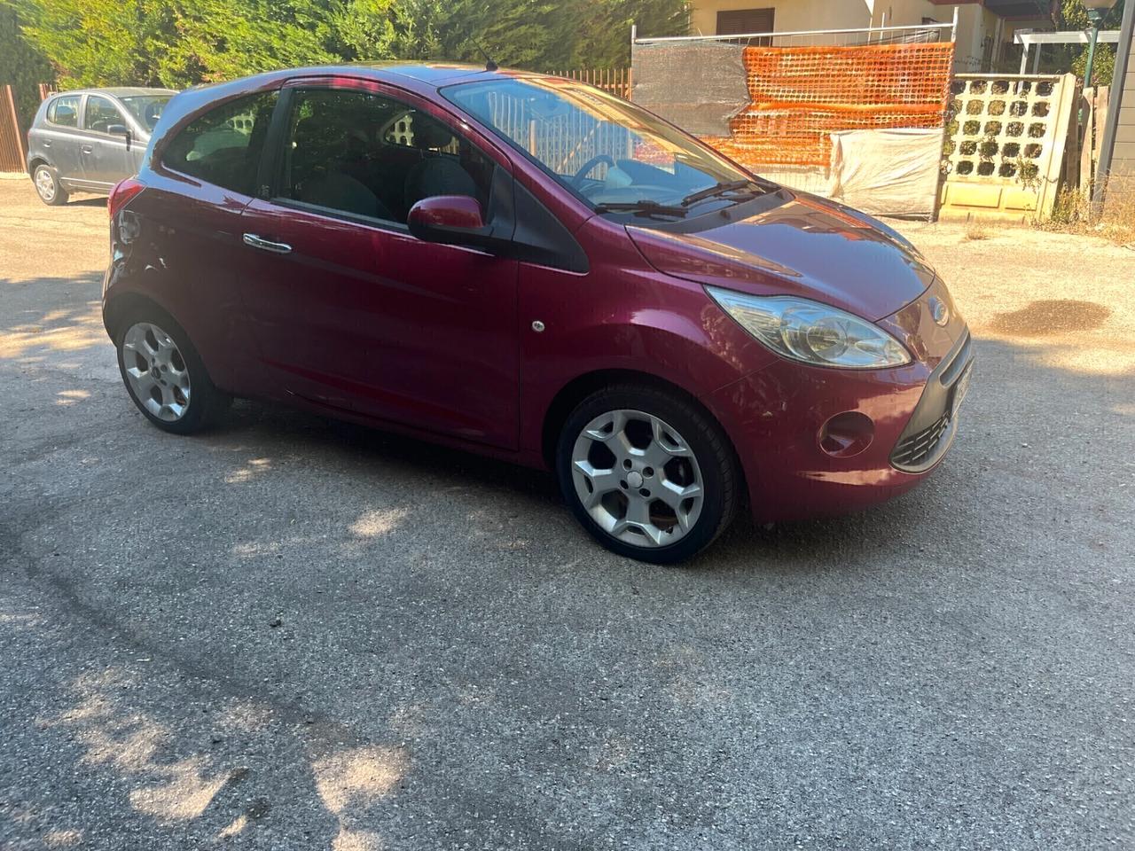 Ford Ka 1.2 69CV TitaniumKm 100.00NeoPatentati