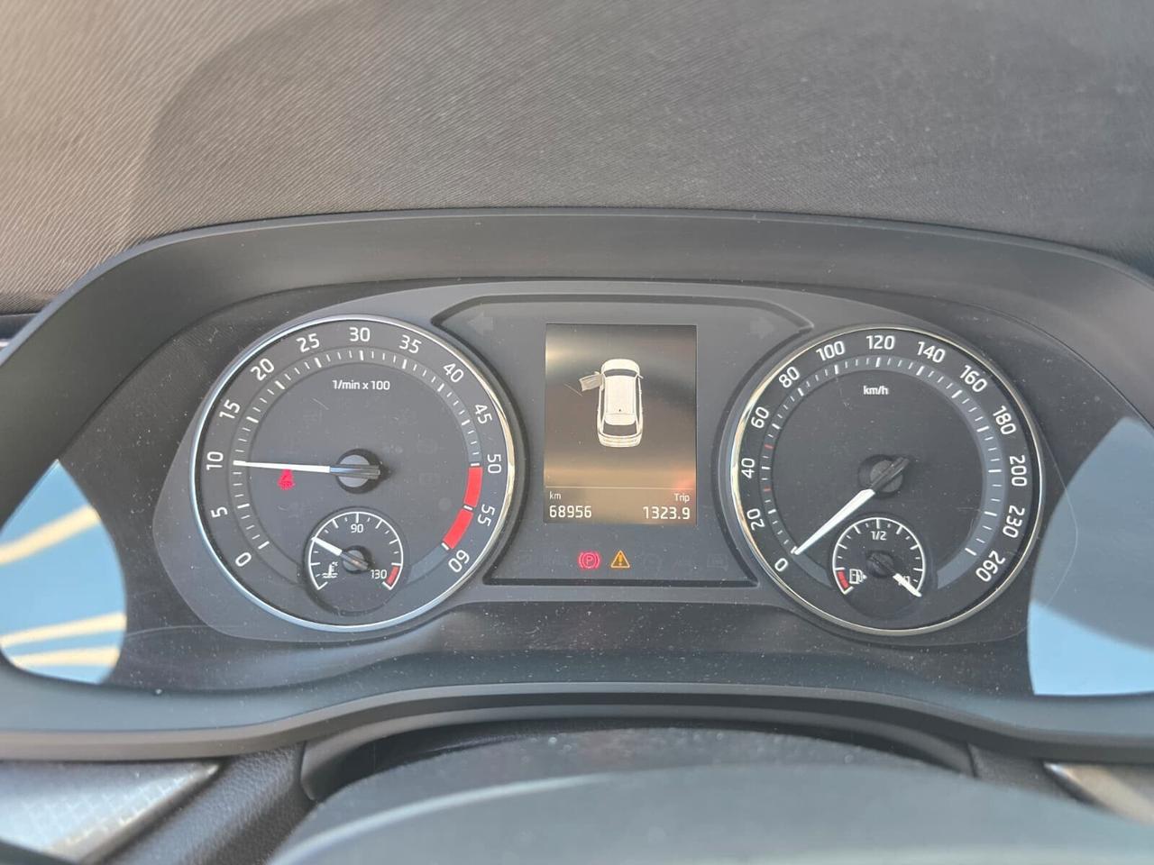Skoda Octavia 2.0 TDI EVO SCR DSG Wagon Ambition