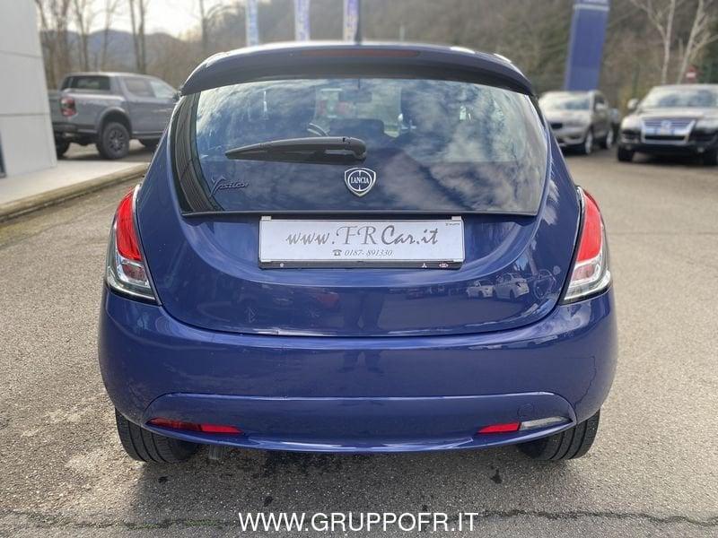 Lancia Ypsilon 1.2 69 CV 5 porte GPL Ecochic Silver