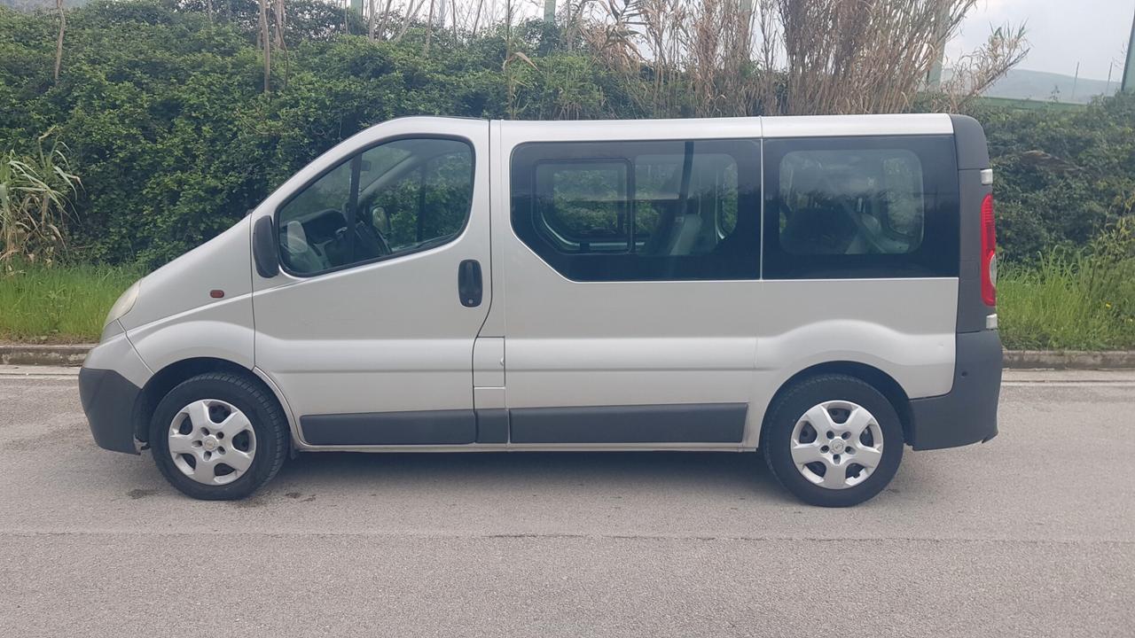 Opel Vivaro 2.0 CDTI 9 posti