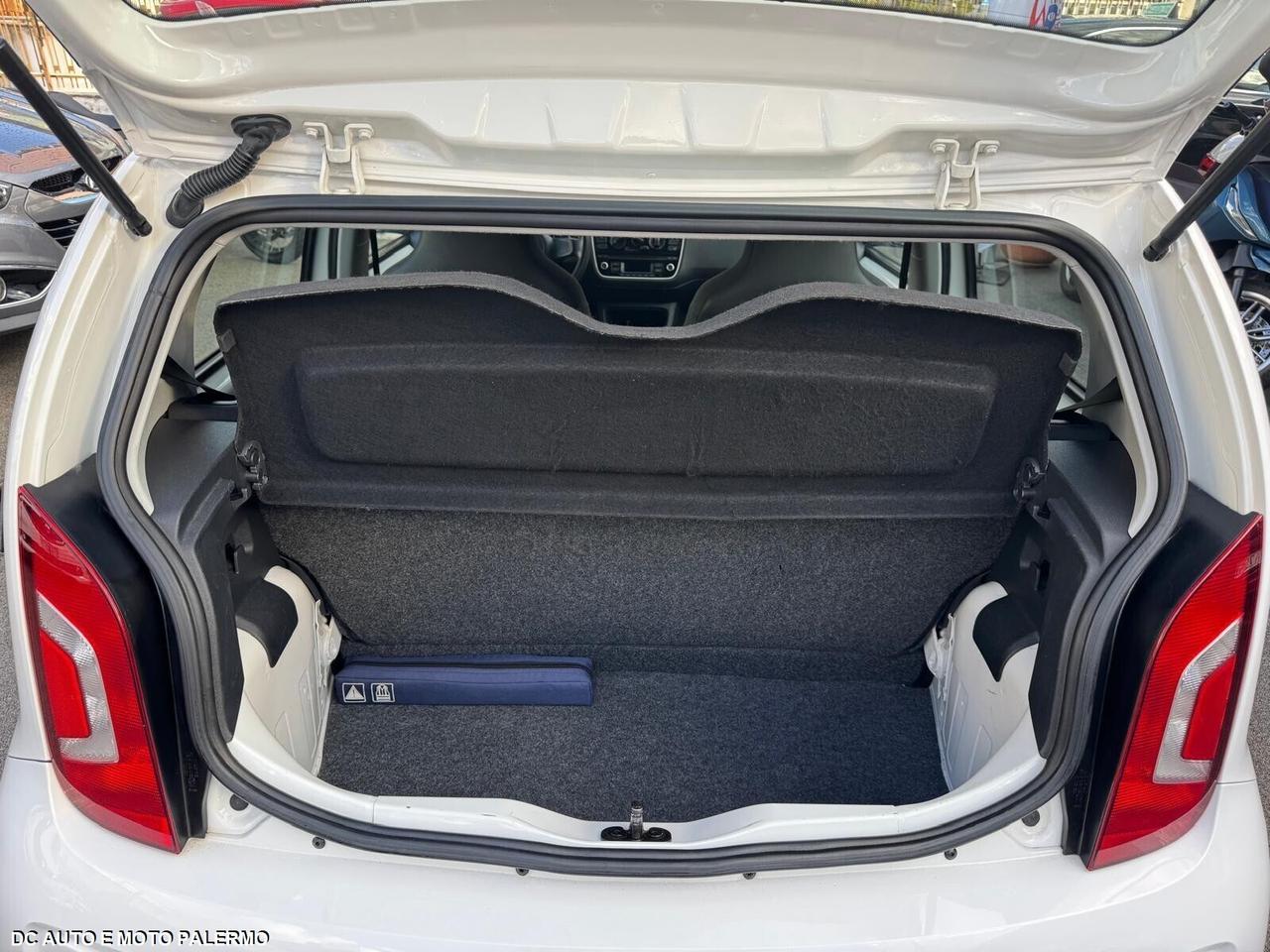 Volkswagen UP! 1.0 Benzina 68cv..Metano..2014