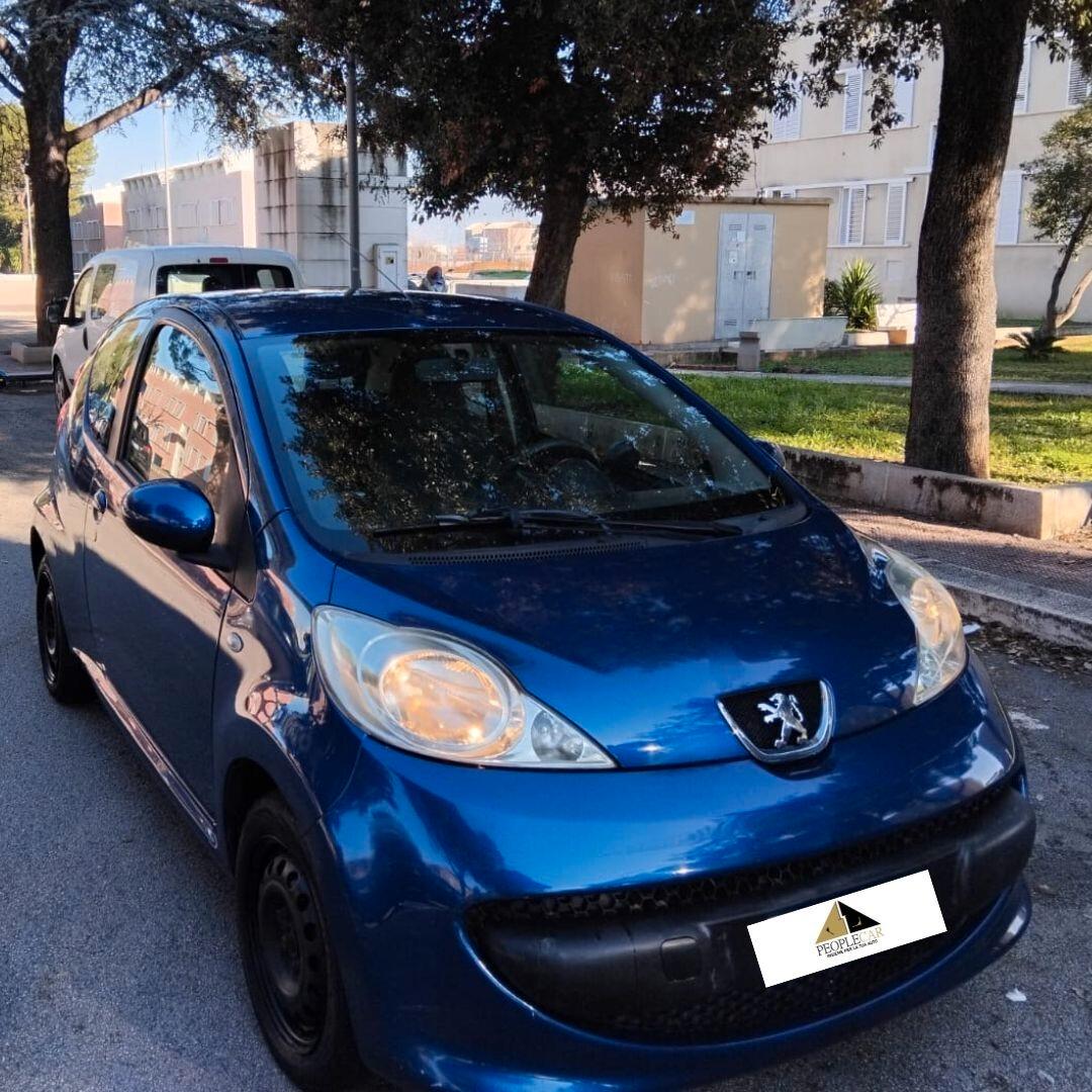 Peugeot 107 **NEOPATENTATI**