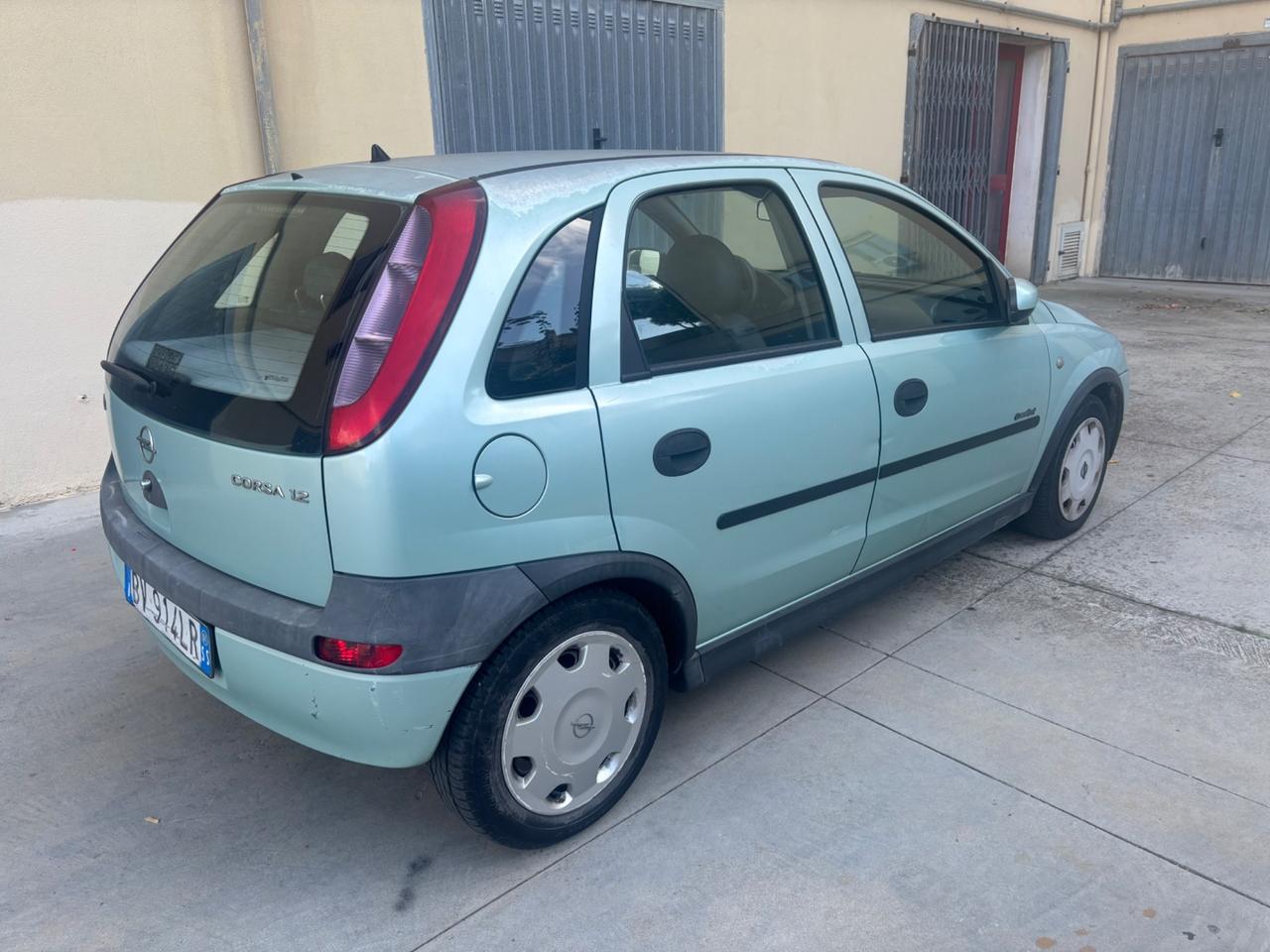 Opel Corsa 1.2i 16V cat 5 porte